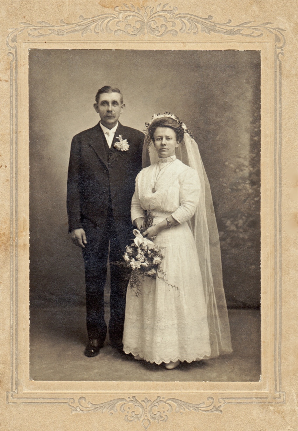 1911 Rhodie Carl Scott.jpg